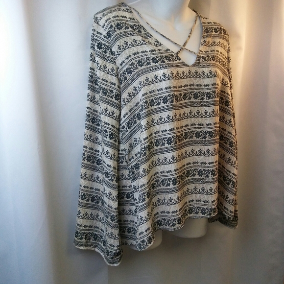 Lush Anthropologie Blouse Long Sleeved, S - Picture 3 of 6
